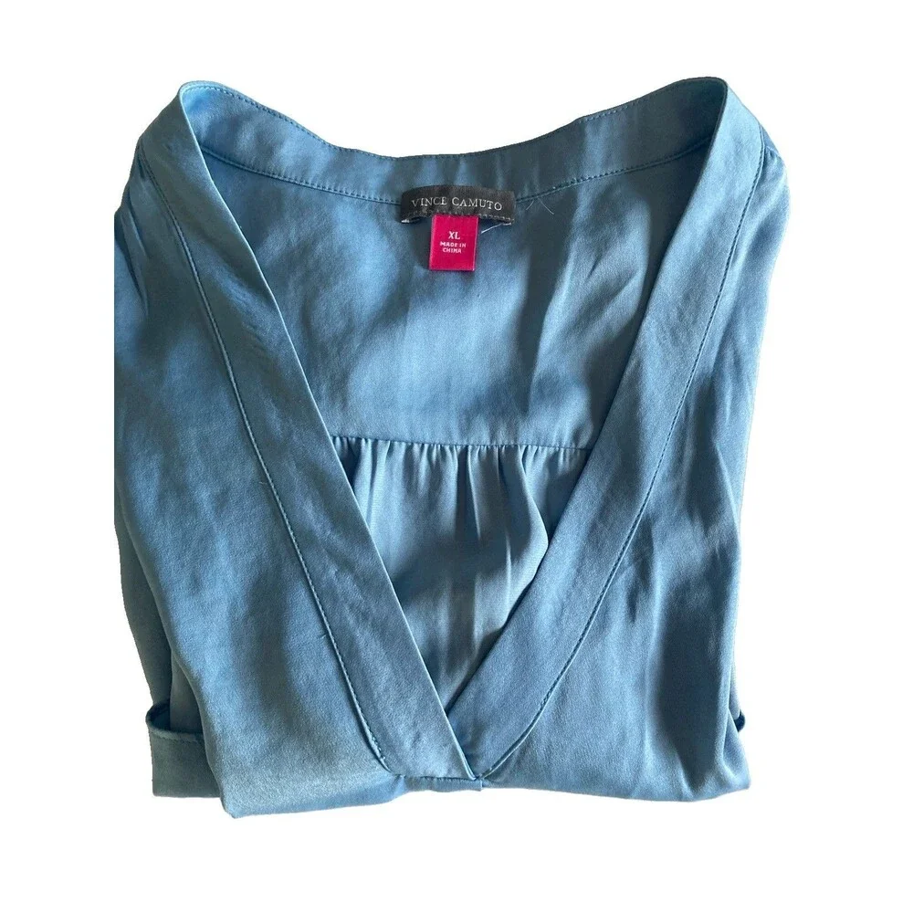 Vince Camuto Top XL Light Blue Sleeveless Lightweight Good Condition Relaxed